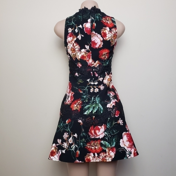 CHELSEA28 Floral Laced Fit & Flare Dress - Picture 4 of 6